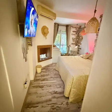 Residencial Bajo Con Jardin Y Jacuzzi Privado Calahonda Royale Lägenhet