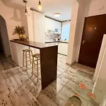 Private Garden Jacuzzi & Relax In Calahonda *