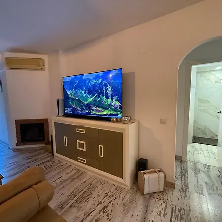 Appartamento Residencial Bajo Con Jardin Y Jacuzzi Privado Calahonda Royale