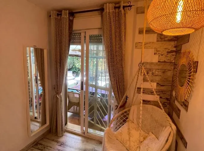 Residencial Bajo Con Jardin Y Jacuzzi Privado Calahonda Royale アパート *