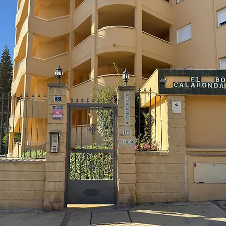 Residencial Bajo Con Jardin Y Jacuzzi Privado Calahonda Royale شقة *