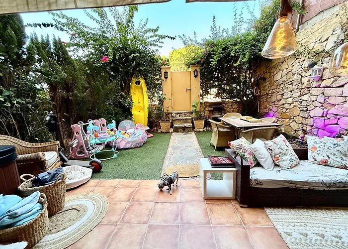 Residencial Bajo Con Jardin Y Jacuzzi Privado Calahonda Royale شقة *