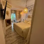 Luxurious, Exclusive 2 Bedrooms Apt With Private Garden And Jacuzzi Spa Marbella