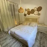 Appartamento Luxurious, Exclusive 2 Bedrooms Apt With Private Garden And Jacuzzi Spa *